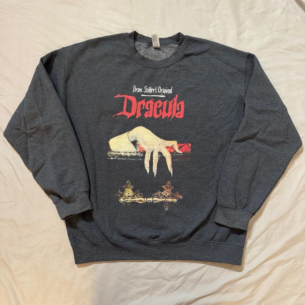Gildan Bram Stoker Dracula Graphic Crewneck Sweatshirt Large - Picture 2 of 10